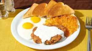 COUNTRY-FRIED STEAK & EGGS*