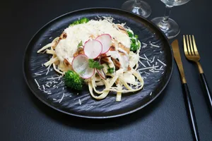 BLACKENED CHICKEN ALFREDO