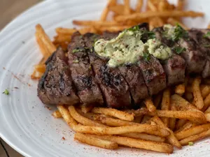 STEAK FRITES