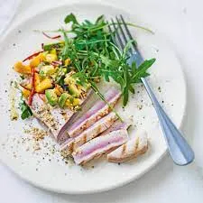 Spicy Tuna Mango Salad