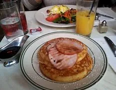 Pancakes With Canadian Bacon