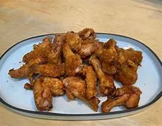 Crispy Chicken Wings (4 Pc)