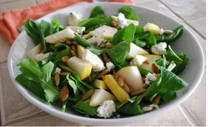 Pere Salad