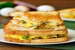 <Western Omelette Sandwich