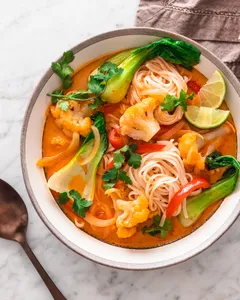 Curry Vegetable Noodle Soup 咖喱菜湯麵