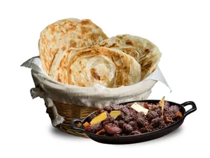 3 Porotta + Beef Roast