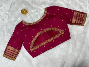 Boat neck design